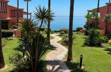 Luxury three bedroom apartment at Estepona - Photo 37