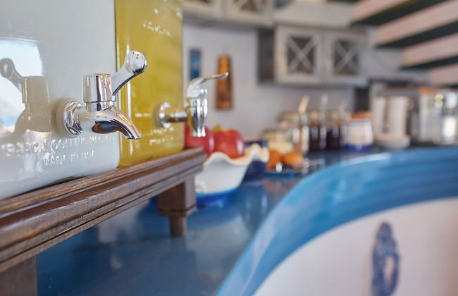 Kerame Studios - Photo 73