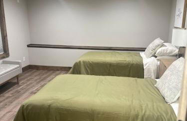 Sunset Serenity 5 Bedroom, Private Lake, Hot Tub - Foto 22