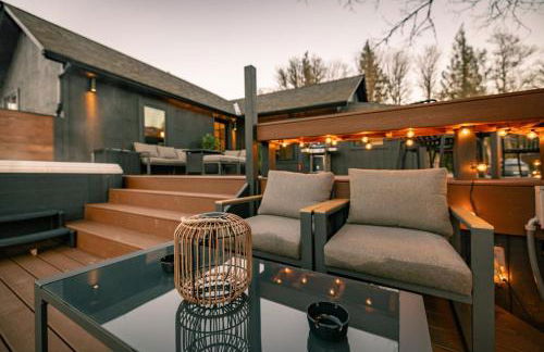 Luxe Mountain Retreat in N Cascades hot tub sauna - Foto 3