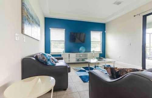 SPACIOUS 6bdrm Villa near ALL the attractions!! - Foto 4