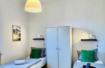 BEGE APARTMENTS DeskSide - Photo 53