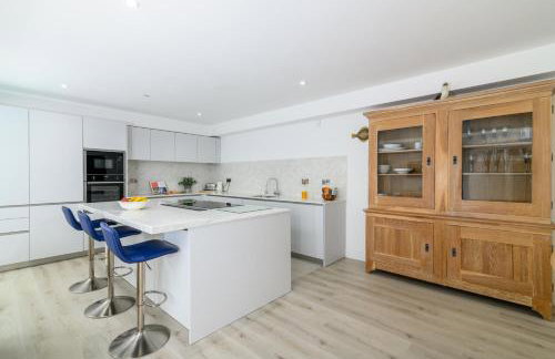 Luxury Apartment very close to Tolcarne Beach - Foto 6