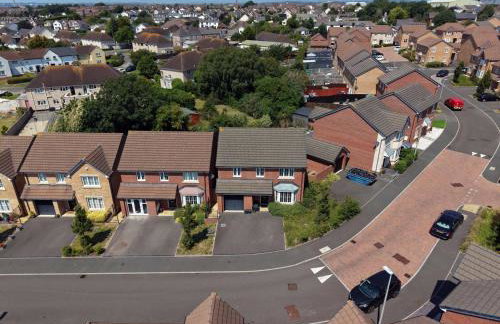 Contractor 4 Bed 2 BA 5 mins to Airport & Barry With Parking - Foto 77