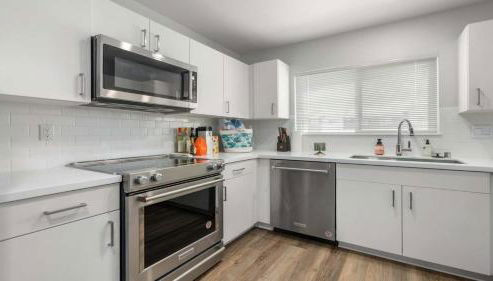 Newly Luxury Condo Oasis - Foto 2