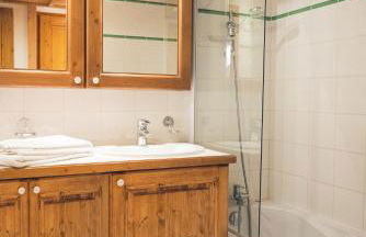 Le Serre D'or, grand appartement au pied des pistes de ski - Foto 17