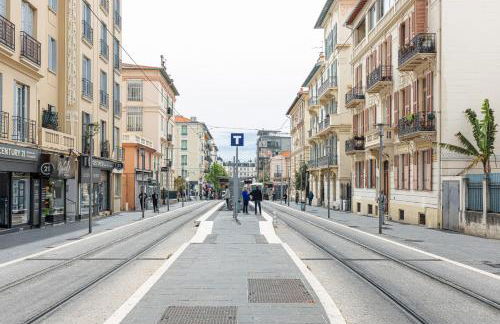 Large 3 Bdr City Center - Photo 39