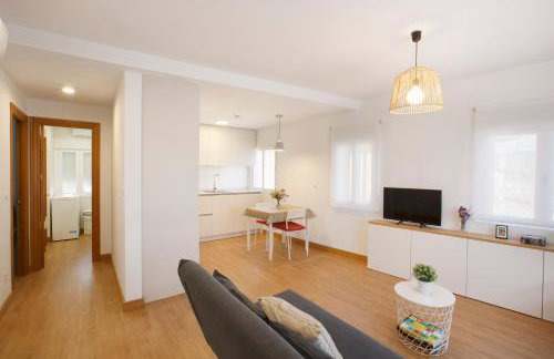 Apartamento turístico Ana, con garaje y bonitas vistas - Photo 10