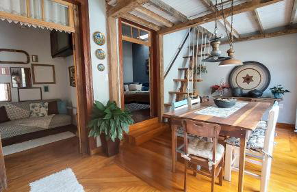 Suítes em casa centenária no centro de Socorro - Foto 16