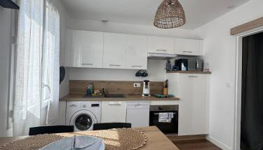 Charmant logement à 800m de la plage! - Foto 4