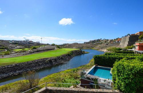 Villa in Salobre with Private Pool & Stunning View - Foto 7
