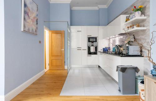 Sophisticated Maisonette in Prestigious Hyde Park - Foto 20