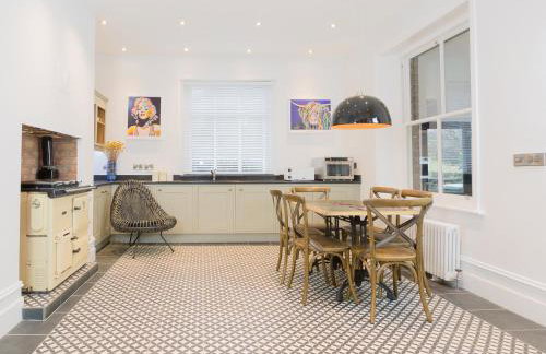 Queen Ann's Close - Photo 11