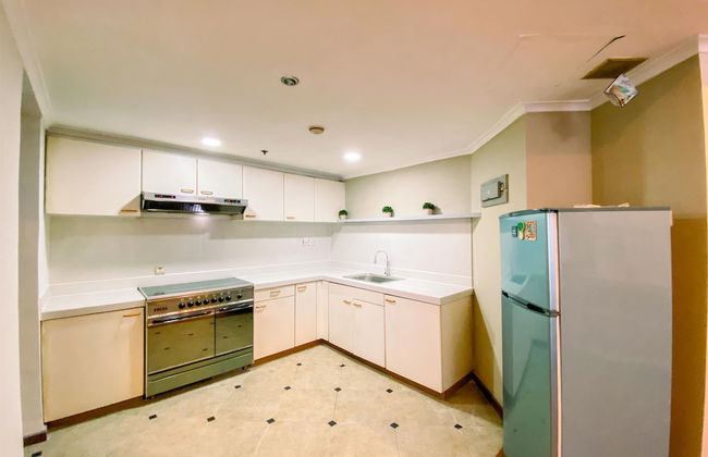 Cozy 2 Bedrooms Sudirman Tower Apartment by Travelio - Foto 12