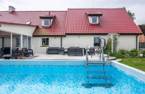 Comfortable house with a swimming pool and sauna - Foto 2