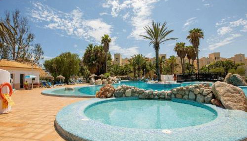 Apartment in Roquetas Near the Beach - Foto 2