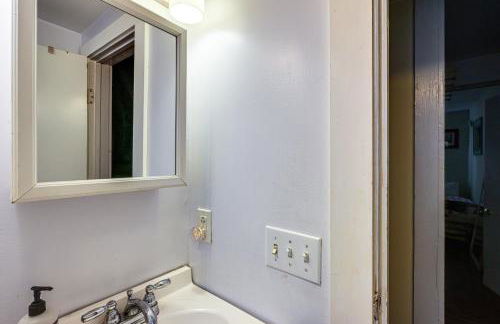 4 Mi to Stratton Mountain Resort! Cabin with Hot Tub - Foto 18