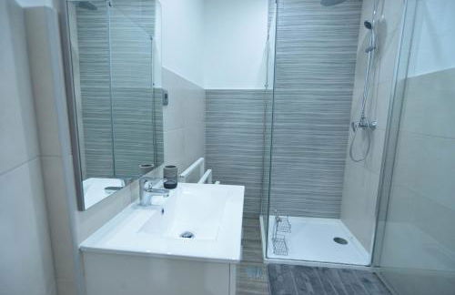 Casas do Baleeiro - Whaler's Houses - Photo 33