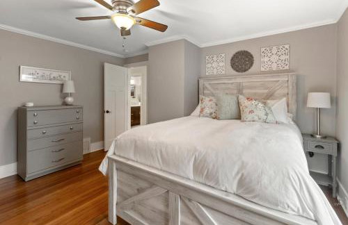 Gorgeous Downtown Bungalow, Walk Everywhere!!! - Foto 11