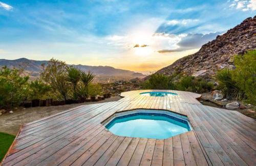 Neon Moon An Elevated Experience w Pool and Spa - Foto 14