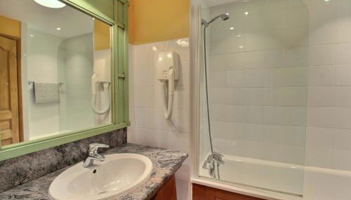 ARC 1950, Appartement 2 chambres, 6 personnes - Foto 5, towels, Shower