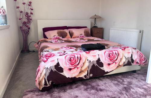 Spacious 2-bed Apartment in Hornchurch - Foto 11