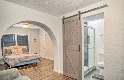 Charming and Quaint El Paso House with Backyard! - Foto 16