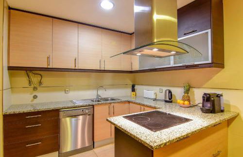 Stunning Villa with Pool - Foto 4