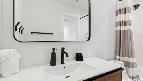 Insta-Ready Apartment in Barton Hills w King Bed - Foto 2