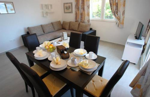 Robinson Bella - Foto 56