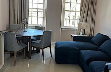 New Royal Mile Residence Spacious Quiet Comfortable Flat with Balcony & Great Views Top Floor No Lift - Photo 1