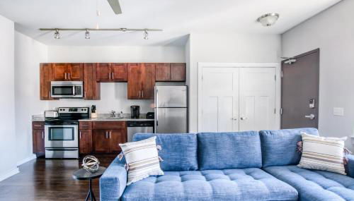 CozySuites Music Row Refined 1BR with free parking - Foto 3