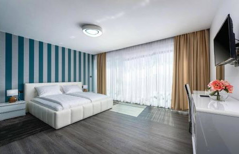 Five-Bedroom Holiday Home In Zminj - Photo 24