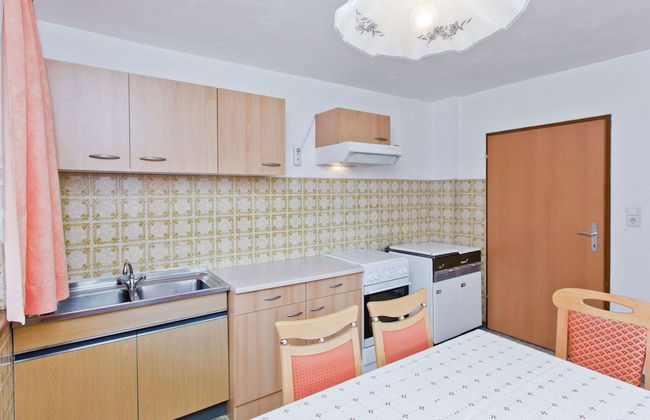 Villa in Piller Near Ski Bus & Lake - Photo 11