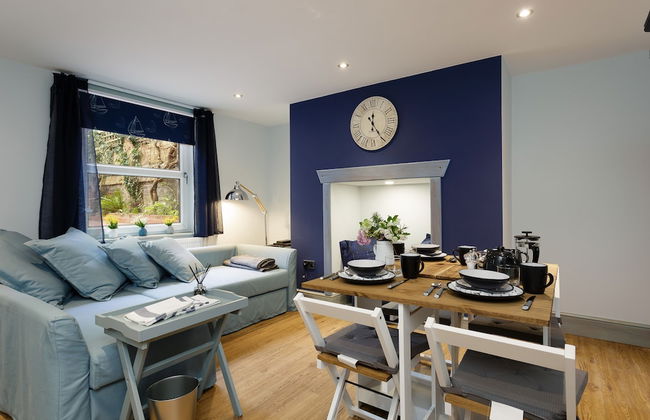 Albany Garden - Photo 13