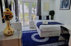 Central Harrow Cozy Apartment with free parking - Photo 23