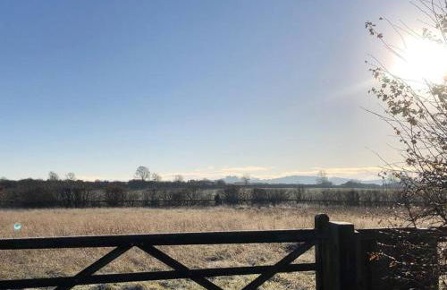 Private Shepherds hut with Castle view - Foto 41