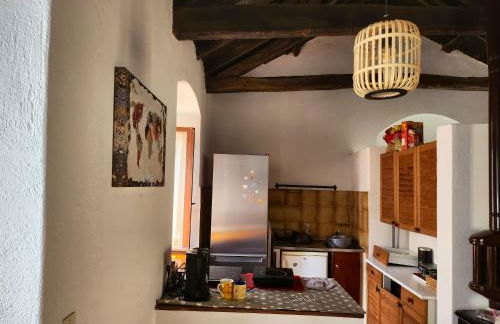 Maison confortable à Rogliano avec terrasse et jardin - Foto 7