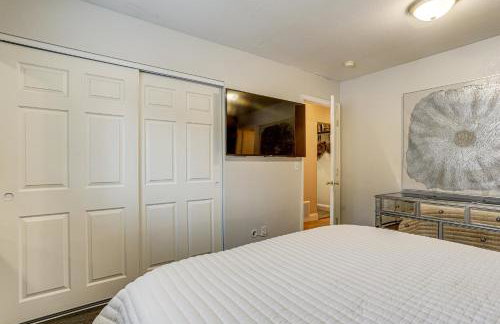 Theater Room and Fire Pit Anchorage Family Retreat - Foto 10