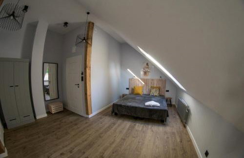 Pałac i Folwark Brzeźnica - Foto 49