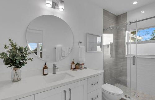 Oceanfront Islamorada Townhome with Dock and Pool - Foto 29