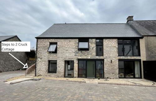 2 Cruck Cottage, Cowbridge - Photo 2