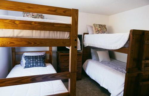 The Magic Teacup - Photo 26