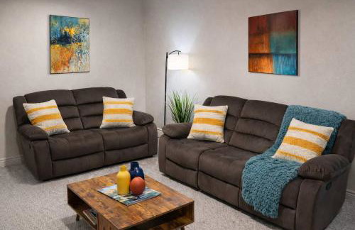 Spacious 3BR w/ Large Backyard | Near SF & OAK - Foto 3