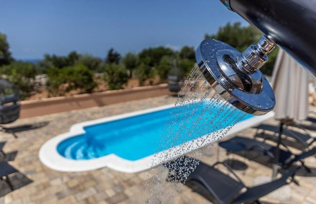 Villa Akulica With Heated Outdoor Pool and Seaview - Photo 28