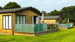 Shropshire Lodges - Romantic Luxury Hot Tub Breaks - Foto 4