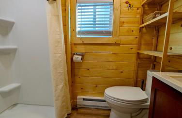 Yellowstone's Treasure Cabins - Foto 128