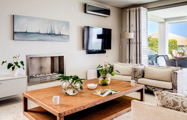 Seaside Elegance at Numa Villa - Foto 5