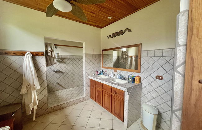 Mountain & Ocean View Retreat - Hermosa Palms 34 by RedAwning - Foto 14