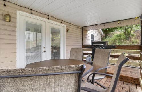 Lakefront Escape, Sunrise Views, Boat Slip & Community Dock Access - Foto 40